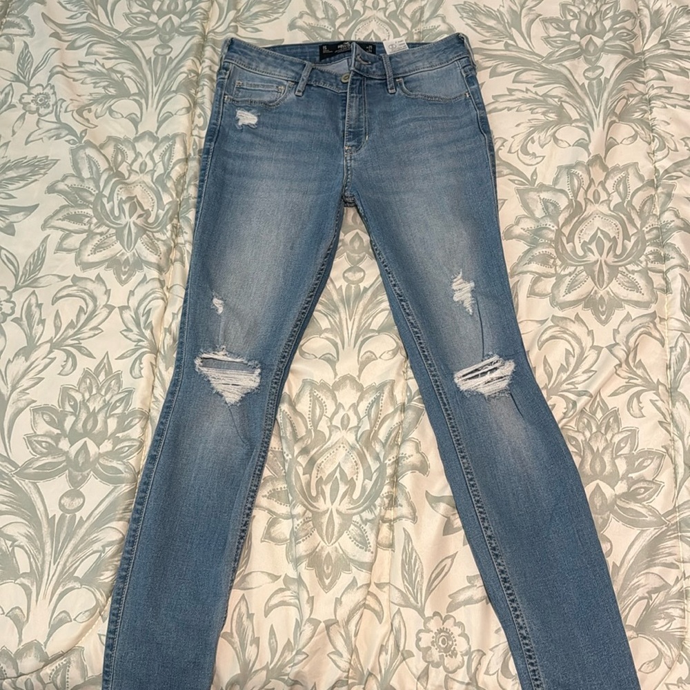 Hollister mid rise crop super skinny jeans size 1s waist 25 length 24